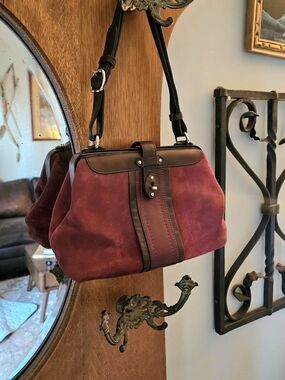 Brooks Brothers Burgundy Suede & Leather Doctor Bag Kiss Lock Frame Handbag